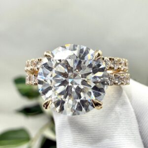 Emerald Cut Luxury Ring