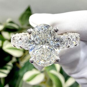 Pear-Shaped Solitaire Ring