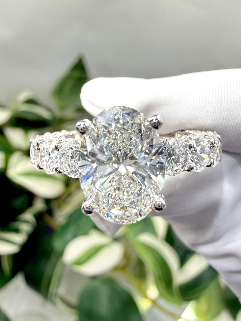 Pear-Shaped Solitaire Ring